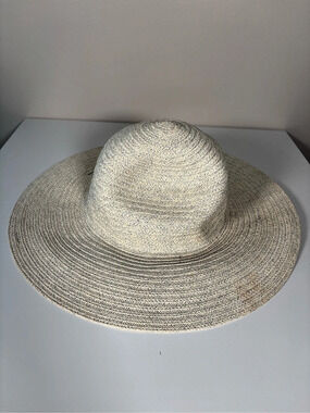 Fairweather Wide Brim Sun Hat in Beige 58 cm Like New
